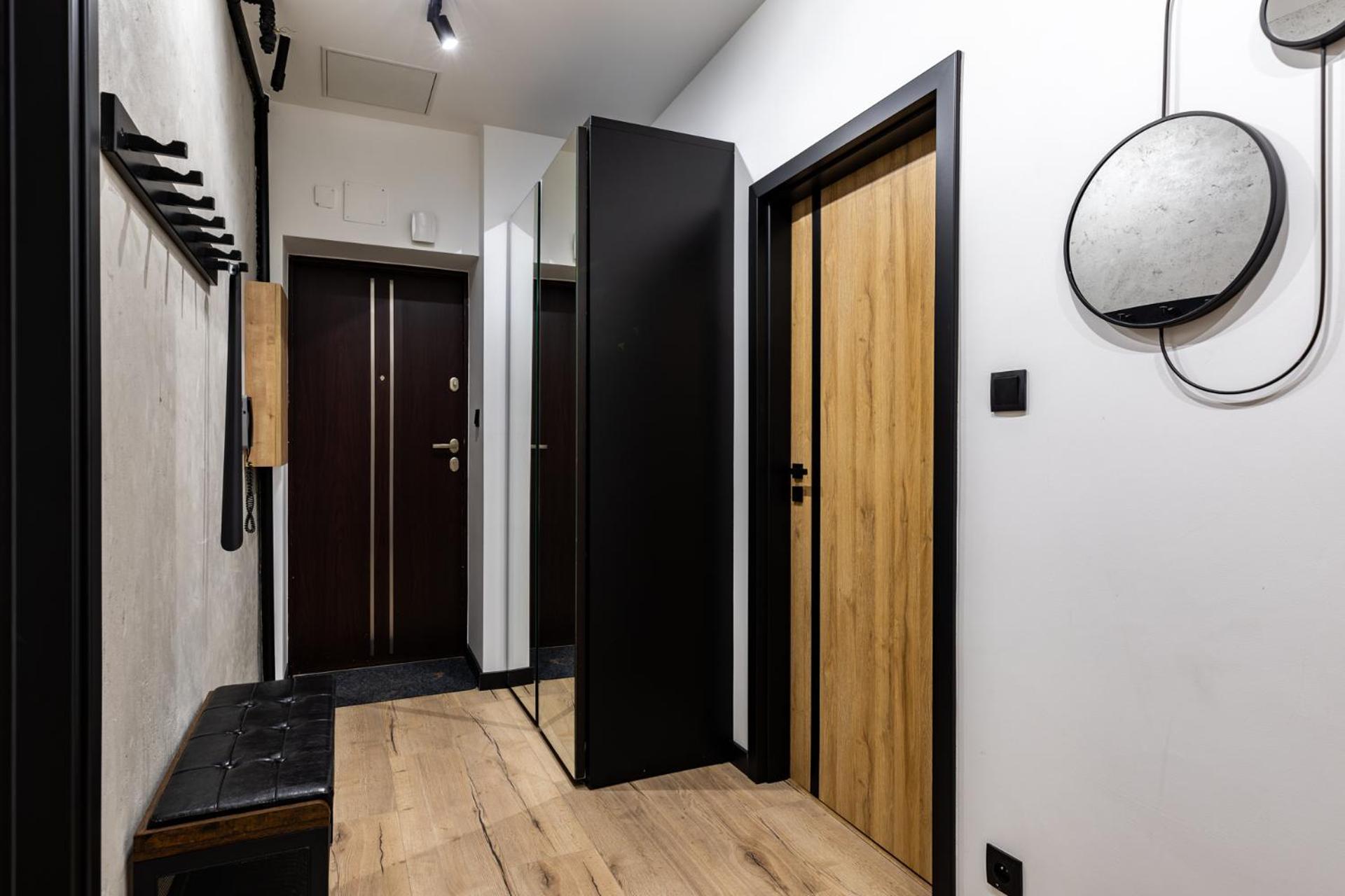 Apartamenty Premium, Faktura Vat, Zrodlowa Centrum Parter Ground Floor Parking Super Lokalizacja Two Bedrooms Kitchen 50 M2 키엘체 외부 사진